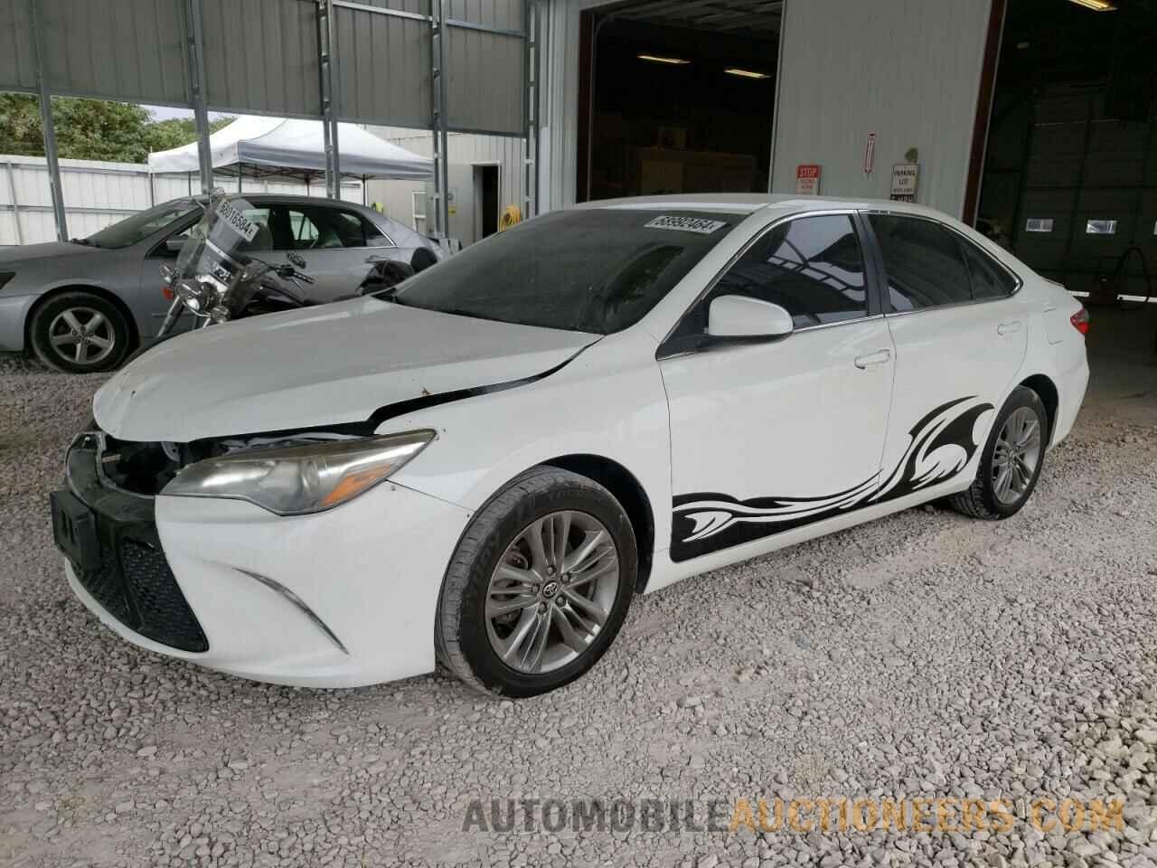 4T1BF1FK9GU224064 TOYOTA CAMRY 2016