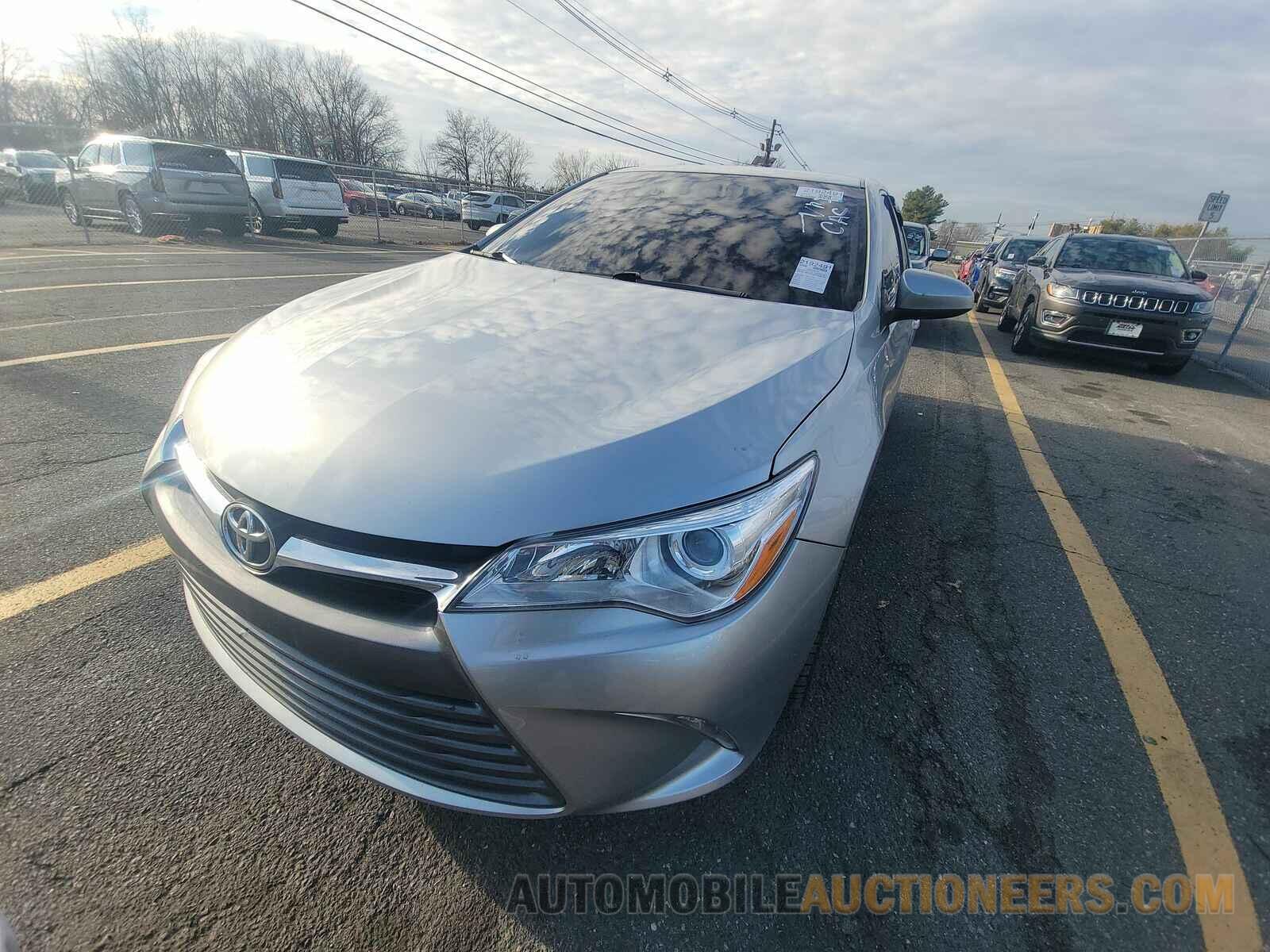 4T1BF1FK9GU508732 Toyota Camry 2016