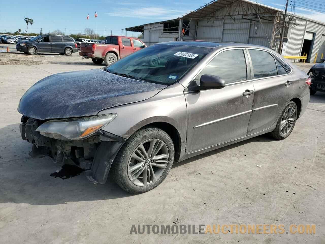 4T1BF1FK9HU389775 TOYOTA CAMRY 2017