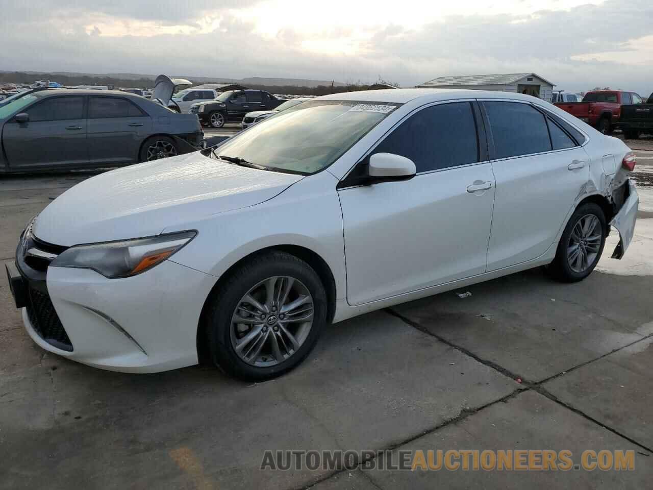 4T1BF1FK9HU438408 TOYOTA CAMRY 2017