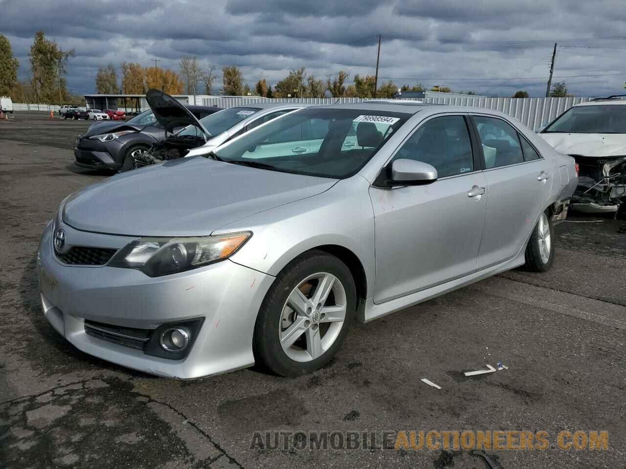 4T1BF1FKXDU232489 TOYOTA CAMRY 2013