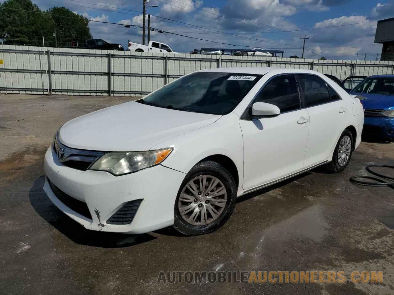 4T1BF1FKXEU325952 TOYOTA CAMRY 2014