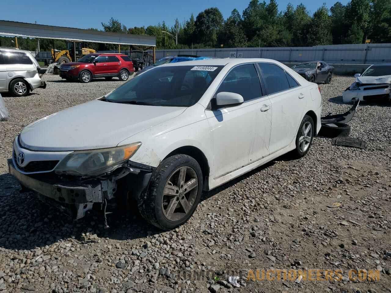 4T1BF1FKXEU379008 TOYOTA CAMRY 2014