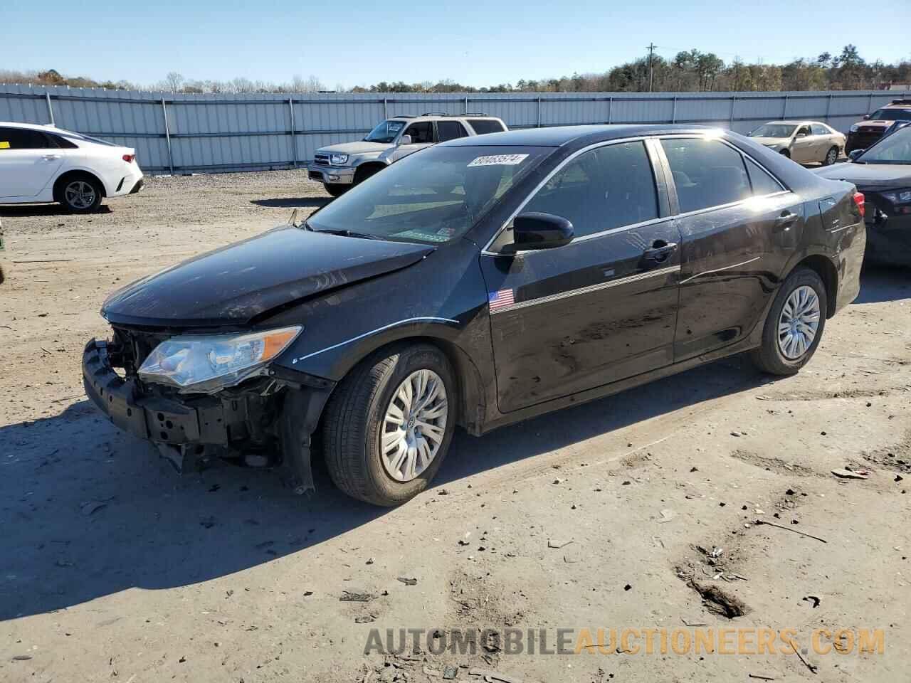 4T1BF1FKXEU786052 TOYOTA CAMRY 2014