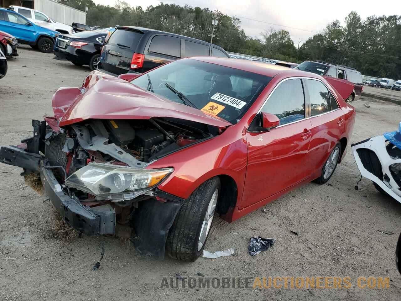 4T1BF1FKXEU795589 TOYOTA CAMRY 2014