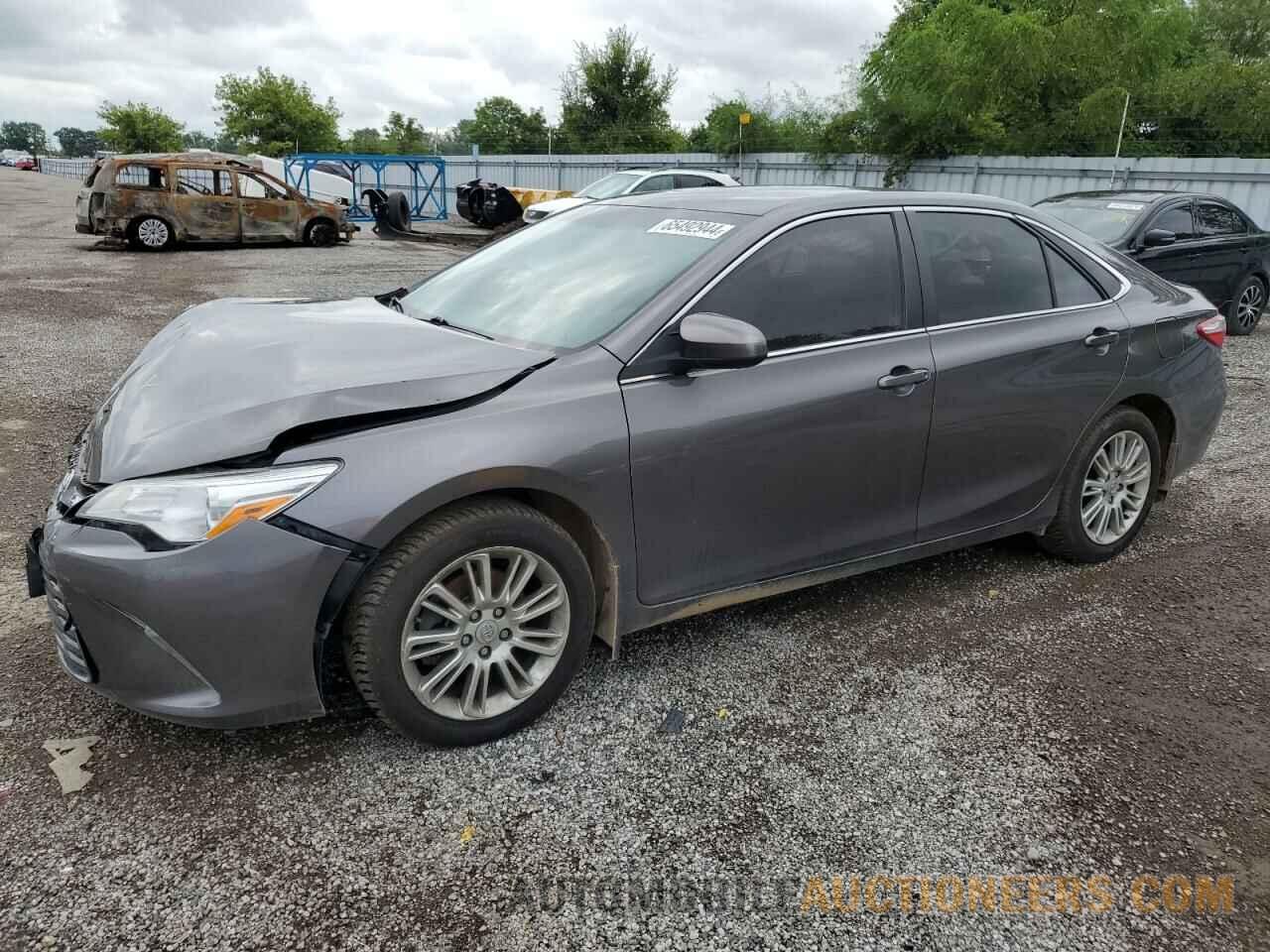 4T1BF1FKXFU045563 TOYOTA CAMRY 2015