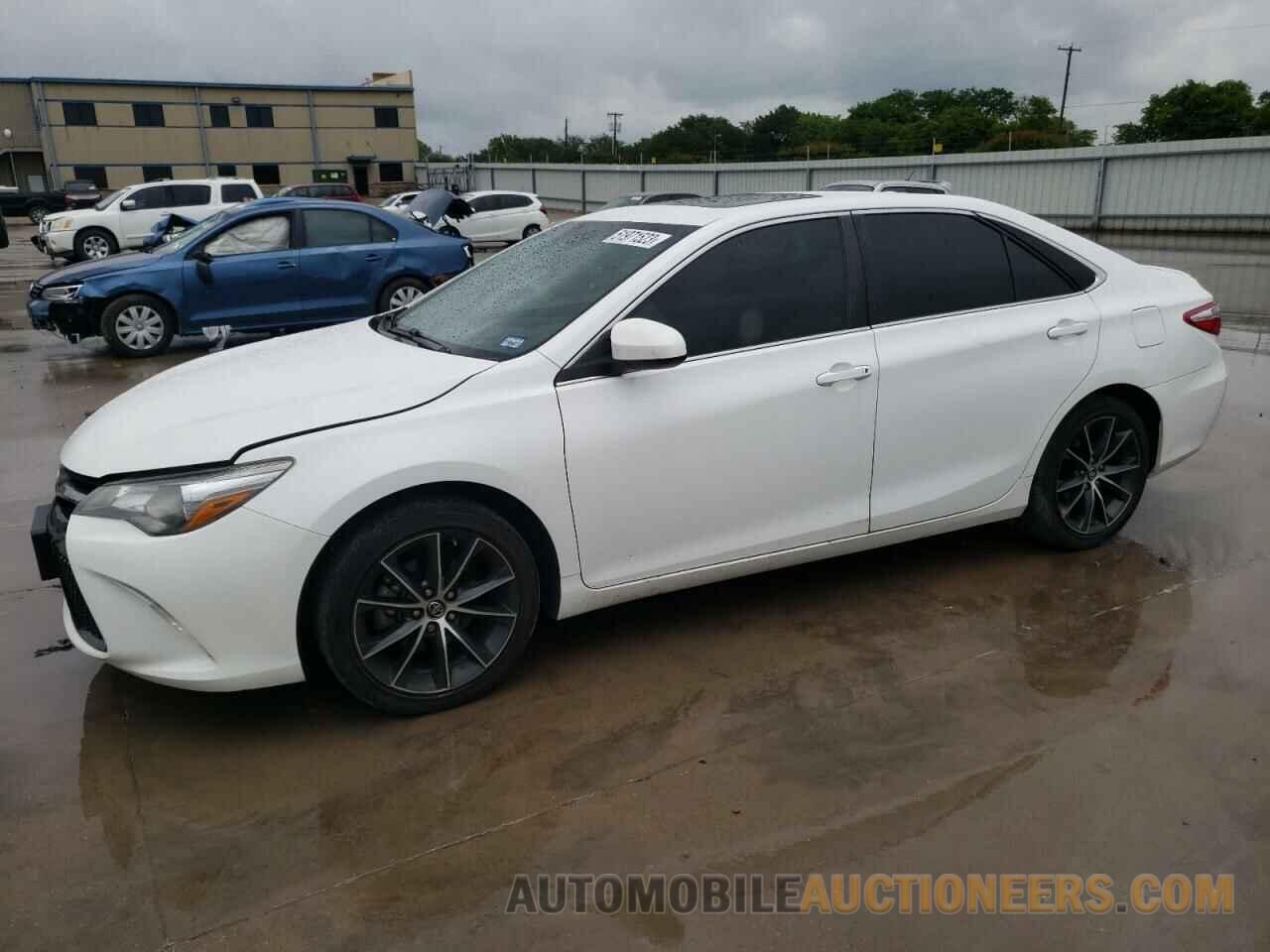 4T1BF1FKXFU090910 TOYOTA CAMRY 2015