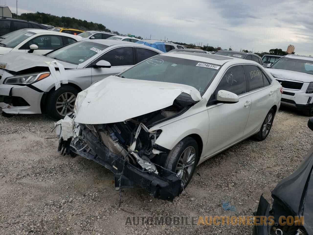 4T1BF1FKXFU481488 TOYOTA CAMRY 2015