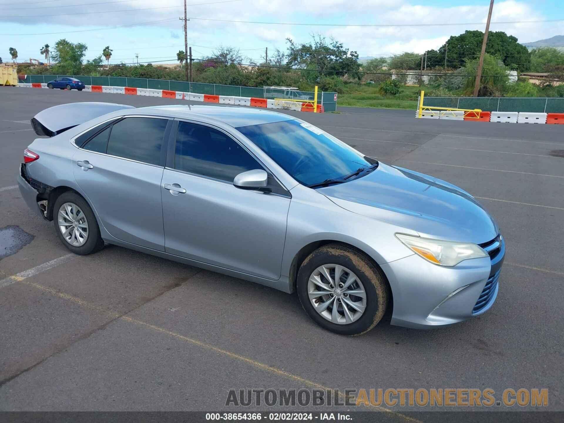 4T1BF1FKXFU483483 TOYOTA CAMRY 2015