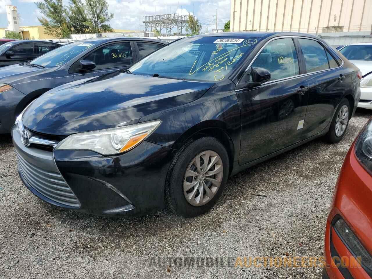 4T1BF1FKXFU873922 TOYOTA CAMRY 2015