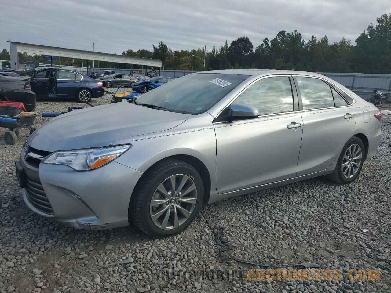 4T1BF1FKXFU883768 TOYOTA CAMRY 2015