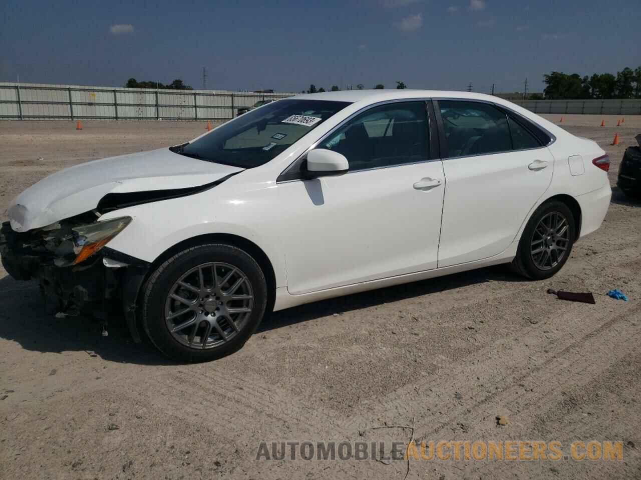 4T1BF1FKXFU922598 TOYOTA CAMRY 2015