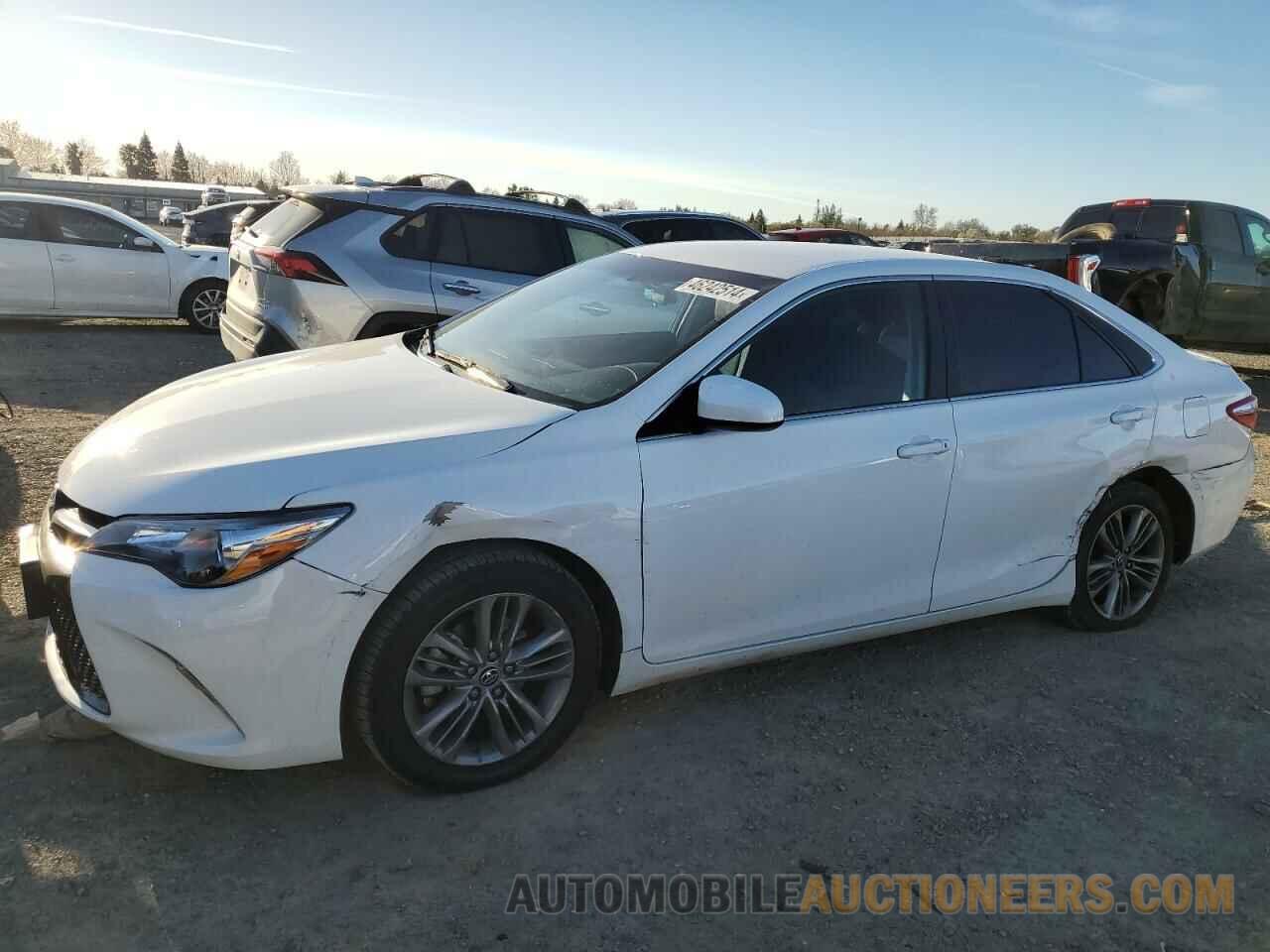 4T1BF1FKXFU949042 TOYOTA CAMRY 2015