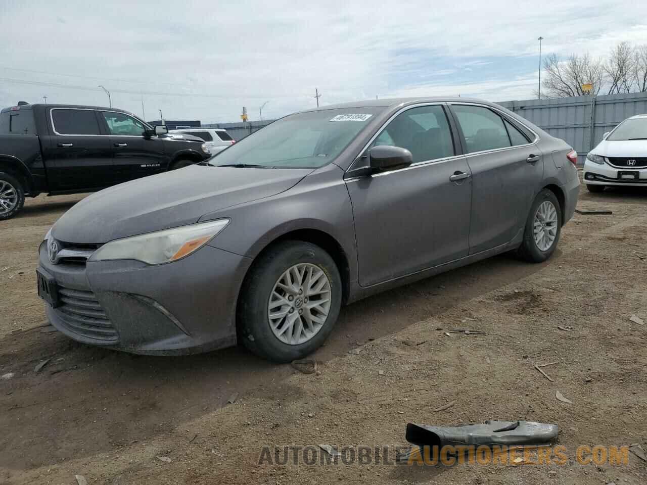 4T1BF1FKXGU229547 TOYOTA CAMRY 2016