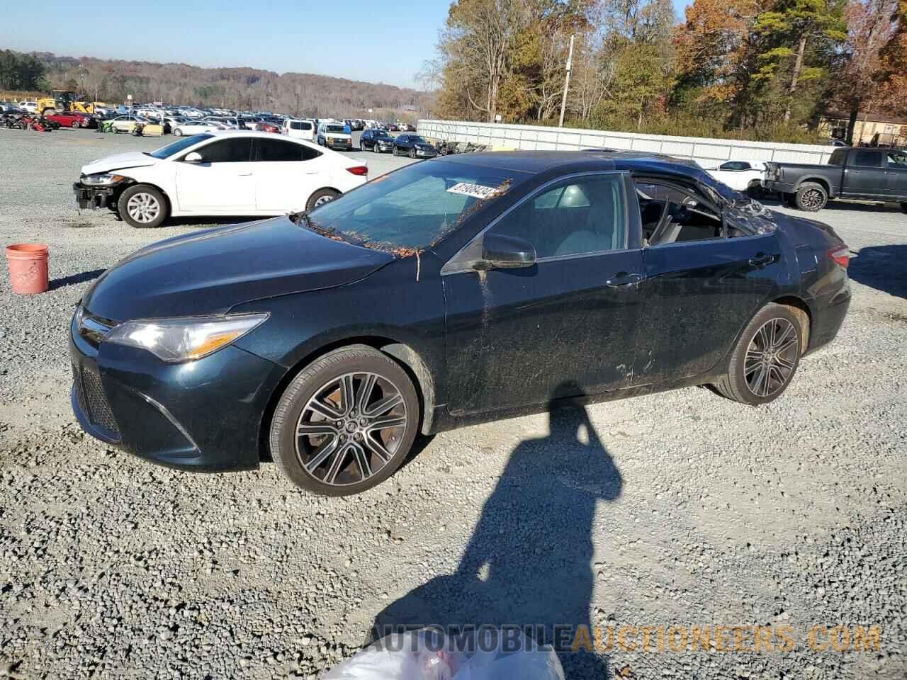 4T1BF1FKXGU263049 TOYOTA CAMRY 2016