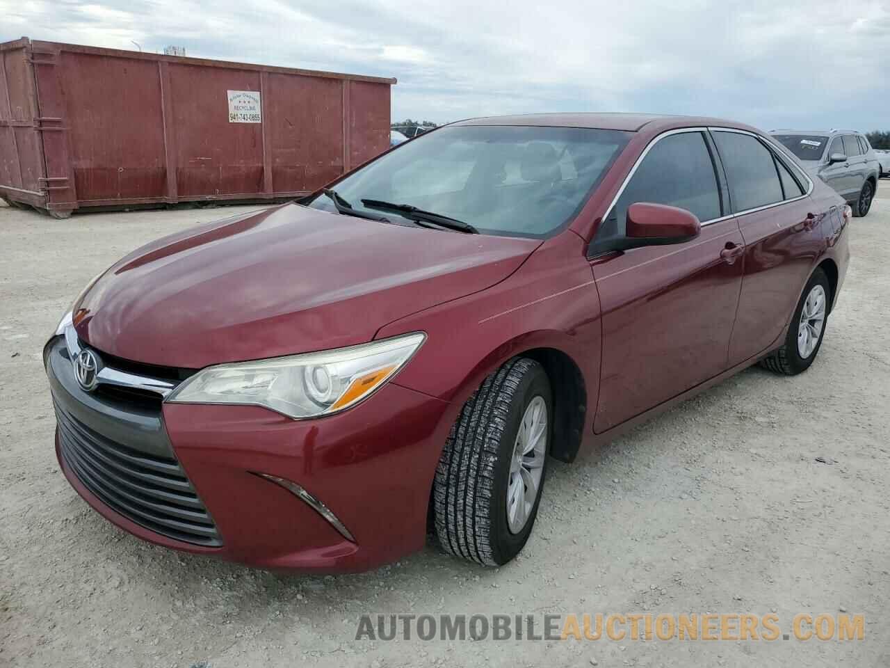 4T1BF1FKXGU533607 TOYOTA CAMRY 2016