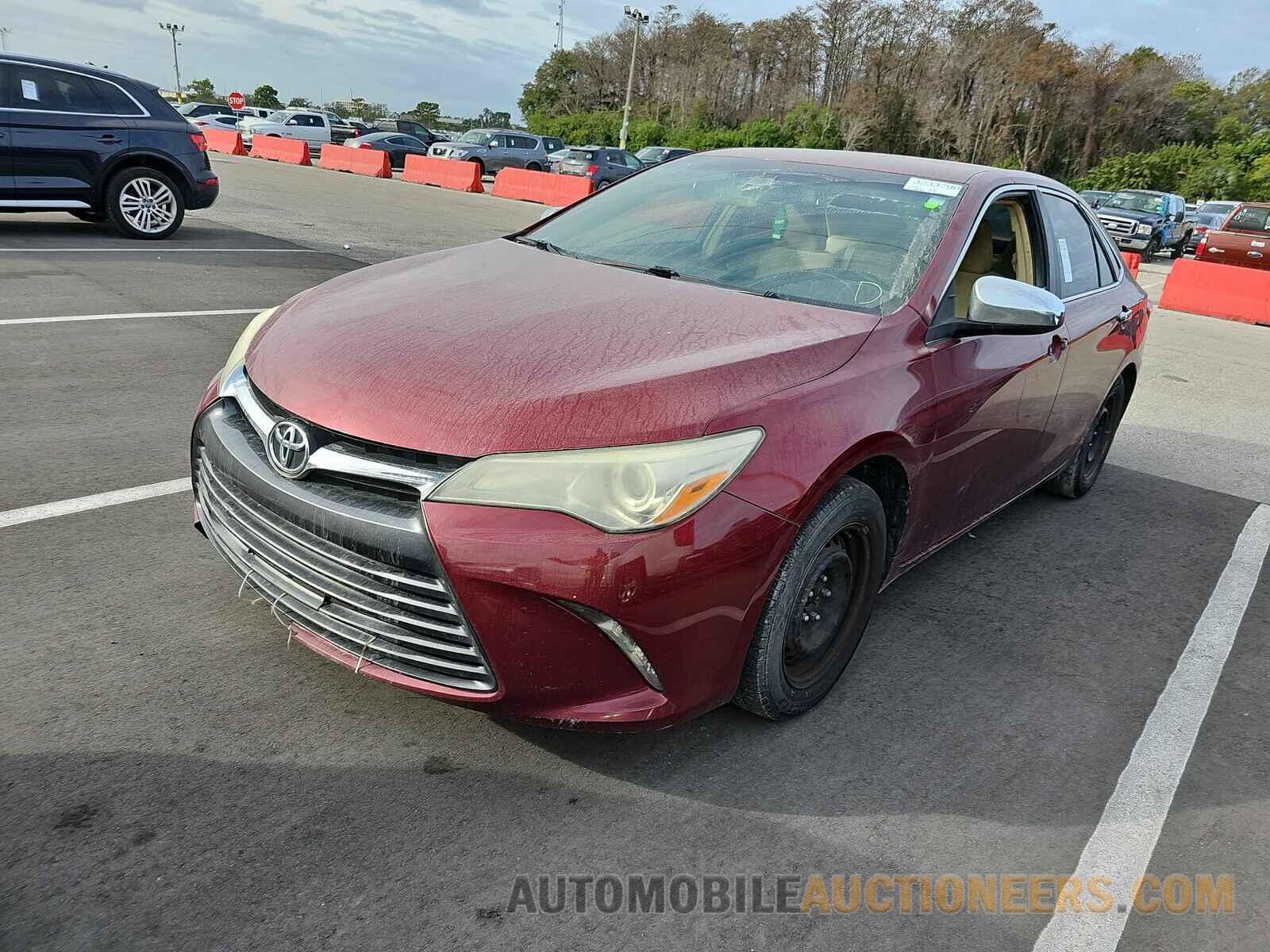 4T1BF1FKXGU550553 Toyota Camry 2016