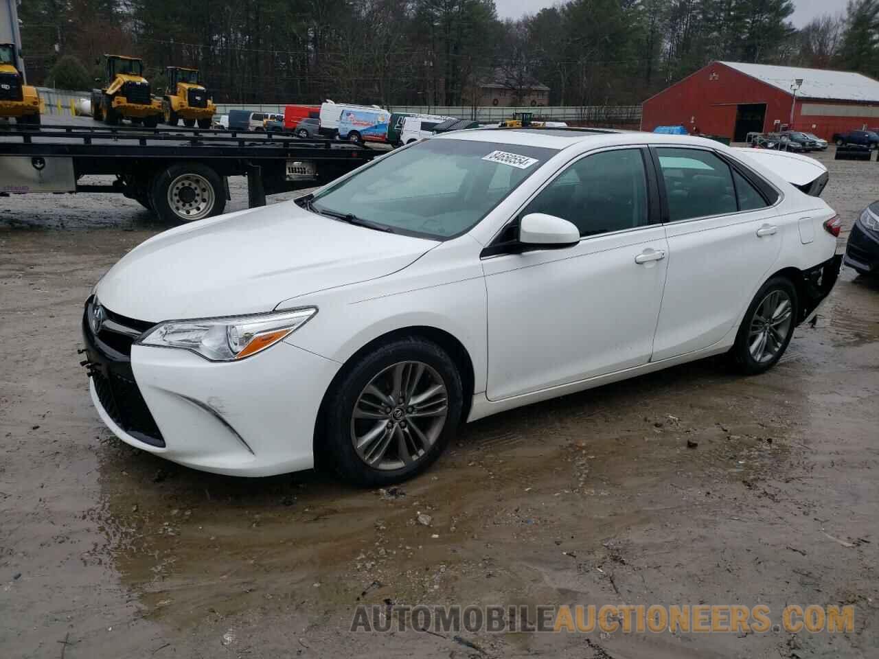 4T1BF1FKXGU563884 TOYOTA CAMRY 2016