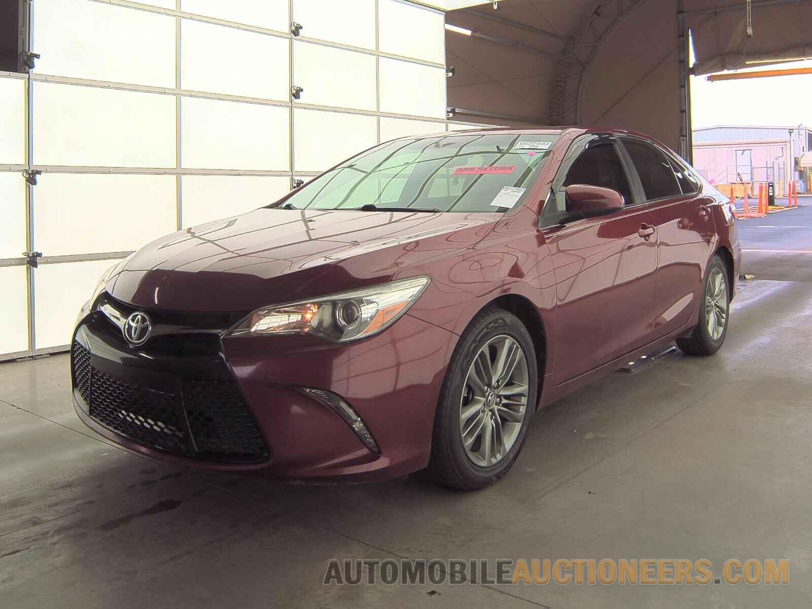 4T1BF1FKXGU572052 Toyota Camry 2016