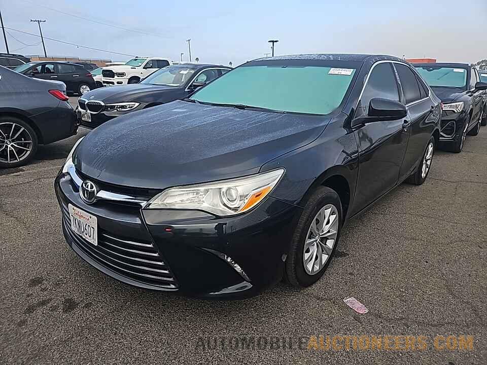 4T1BF1FKXGU581382 Toyota Camry 2016