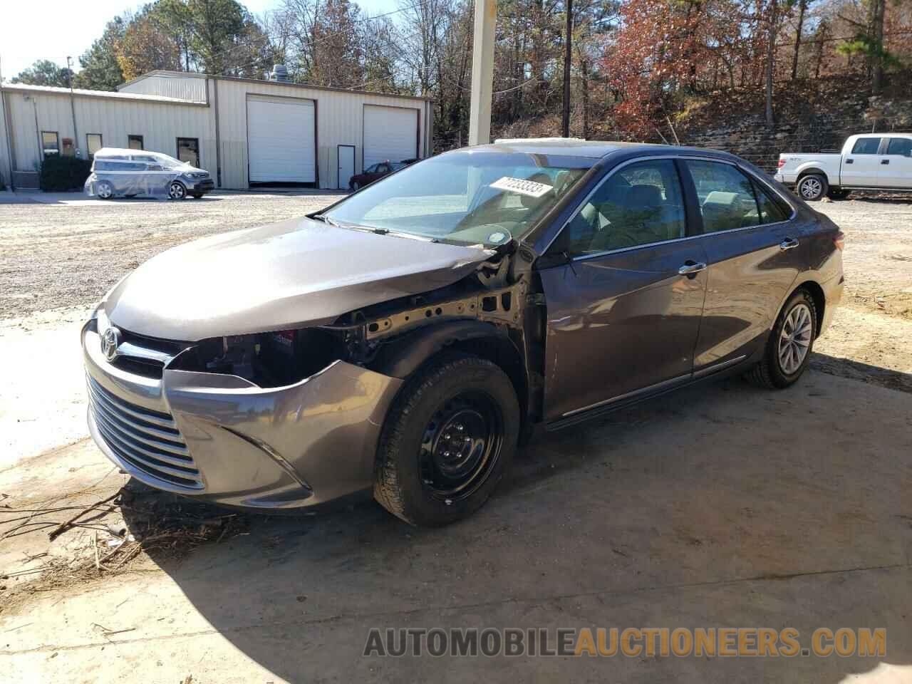 4T1BF1FKXHU276806 TOYOTA CAMRY 2017