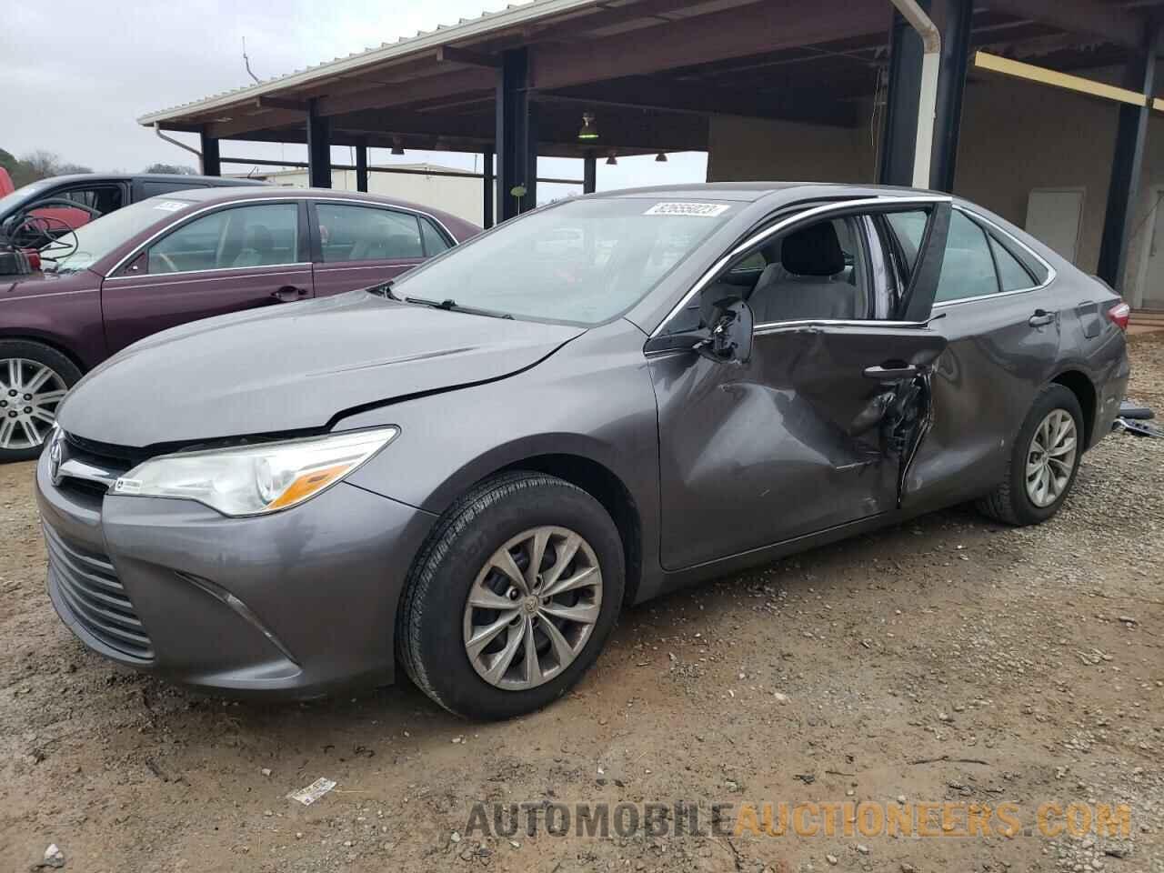 4T1BF1FKXHU301266 TOYOTA CAMRY 2017