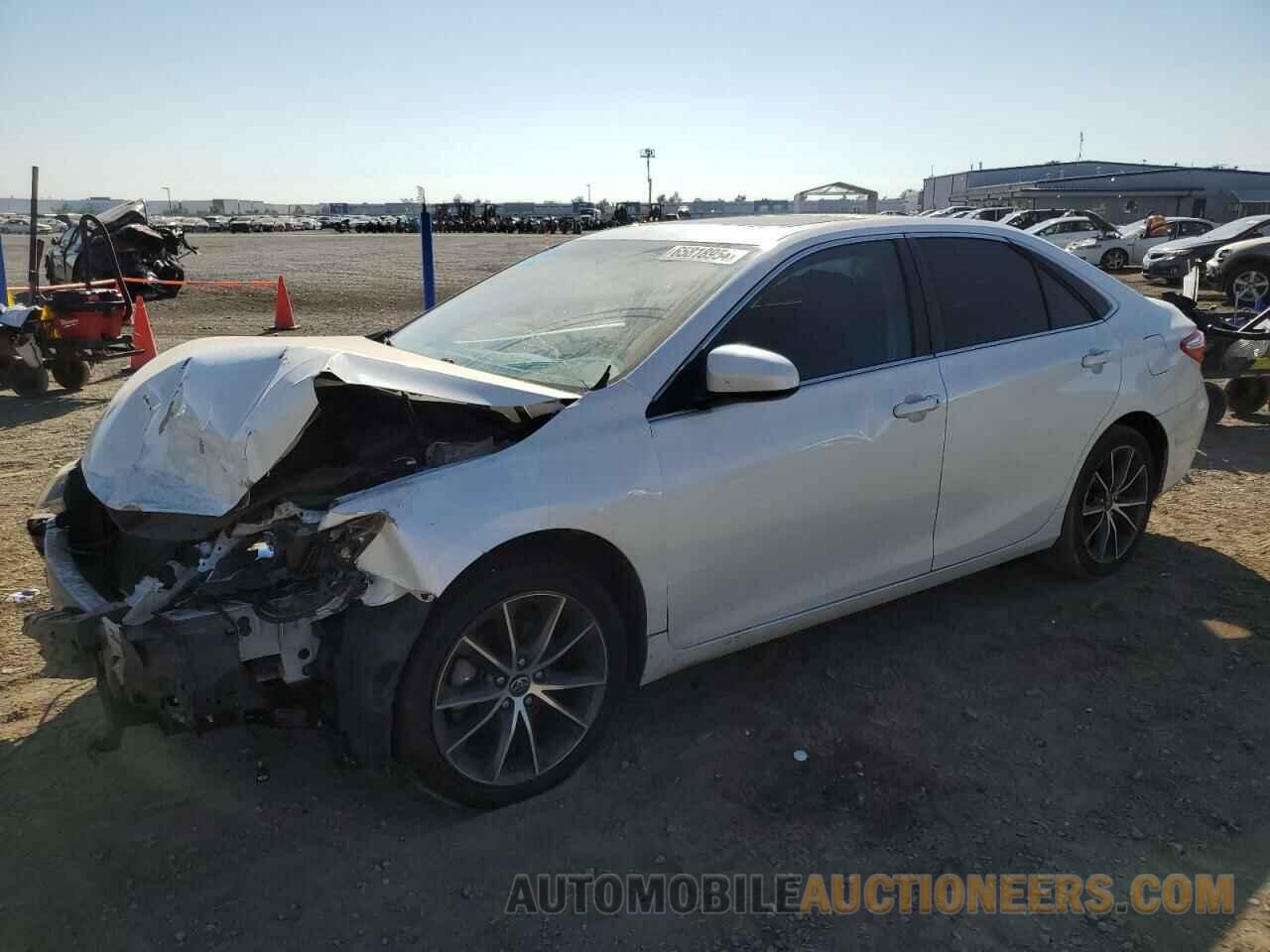 4T1BF1FKXHU303390 TOYOTA CAMRY 2017