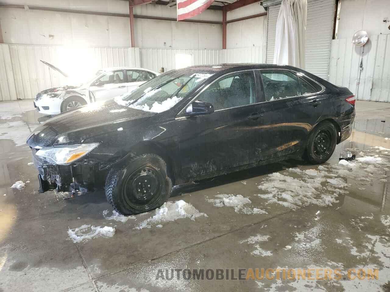 4T1BF1FKXHU305706 TOYOTA CAMRY 2017