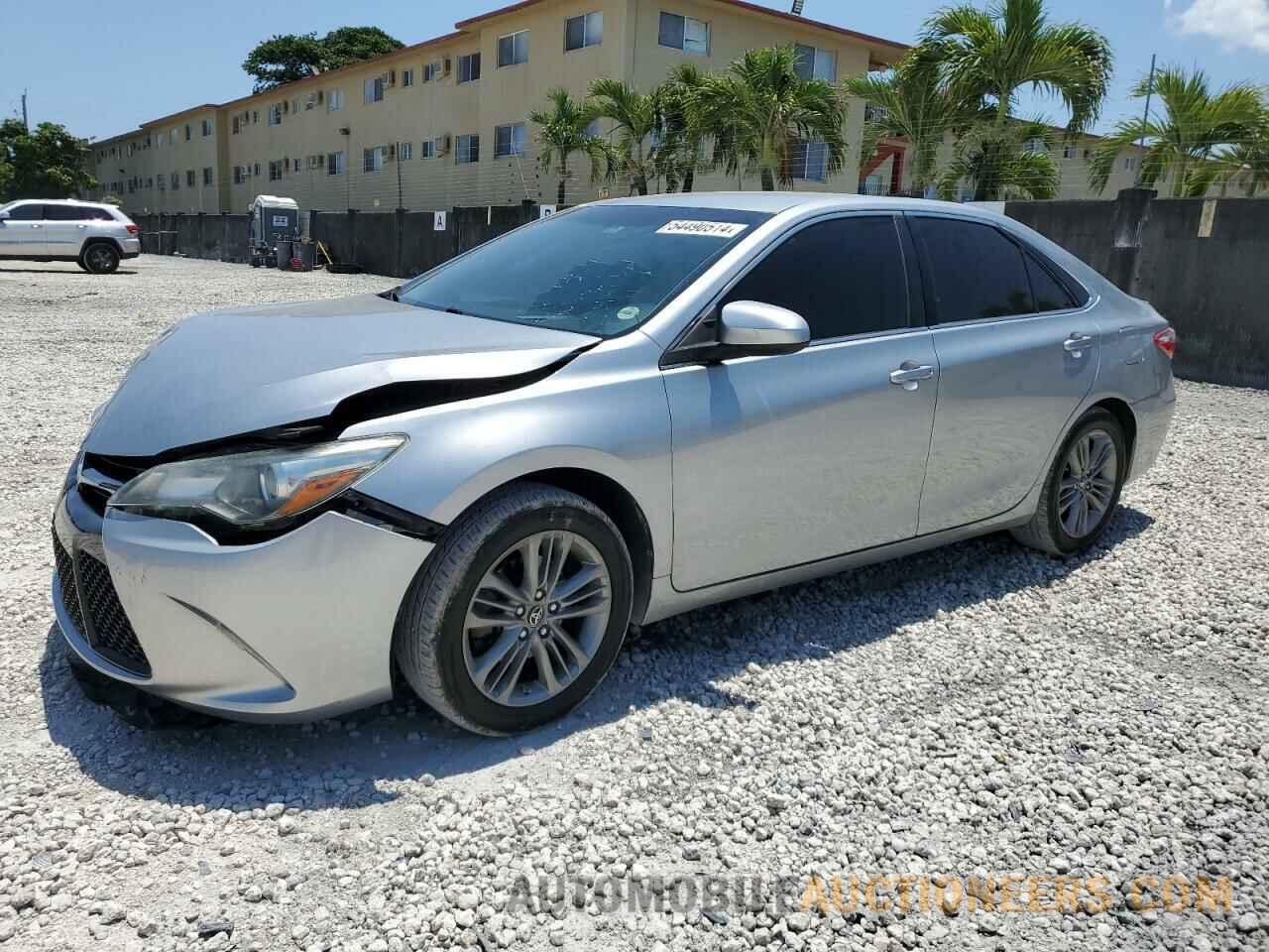 4T1BF1FKXHU319427 TOYOTA CAMRY 2017