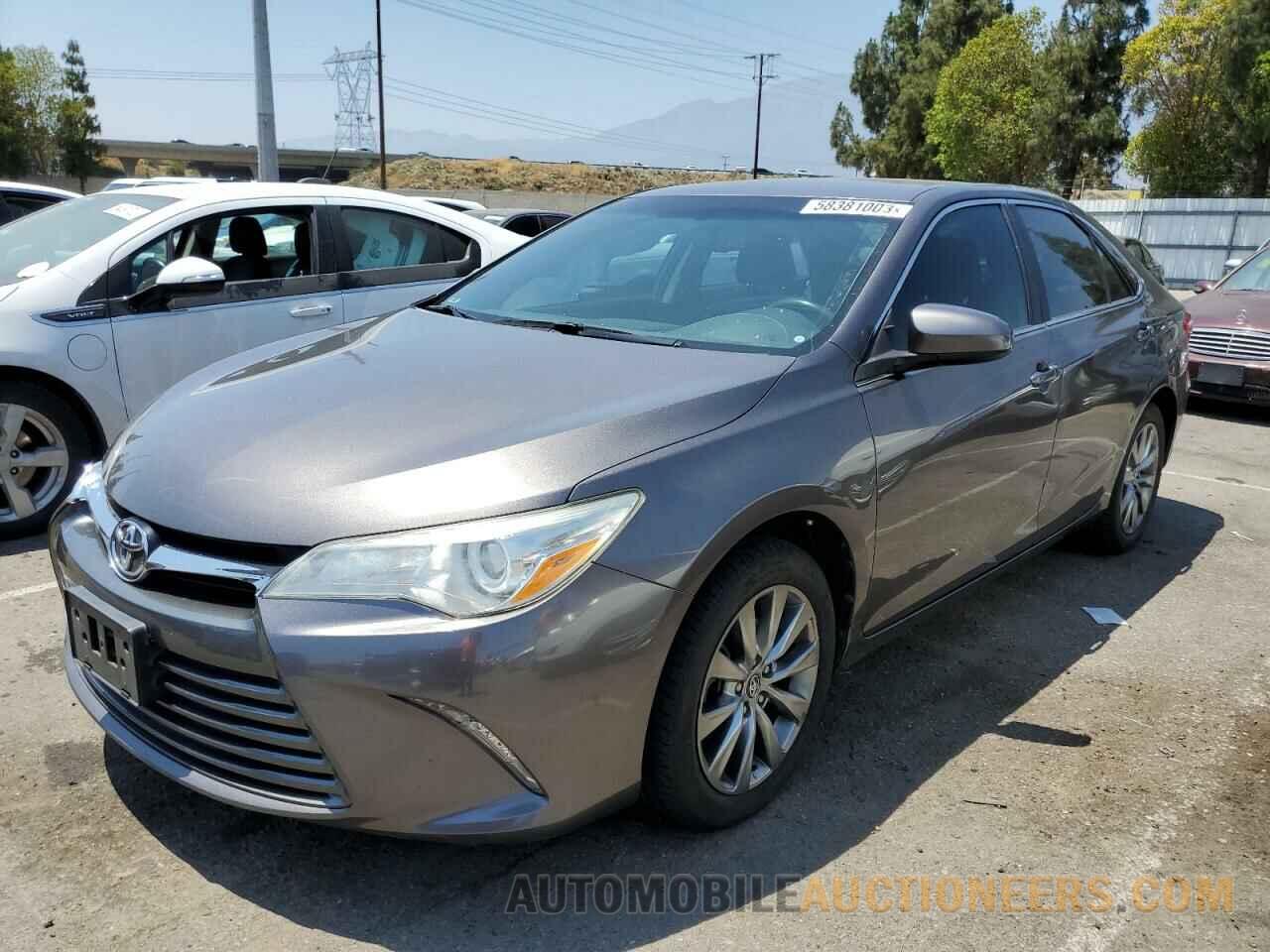 4T1BF1FKXHU320139 TOYOTA CAMRY 2017