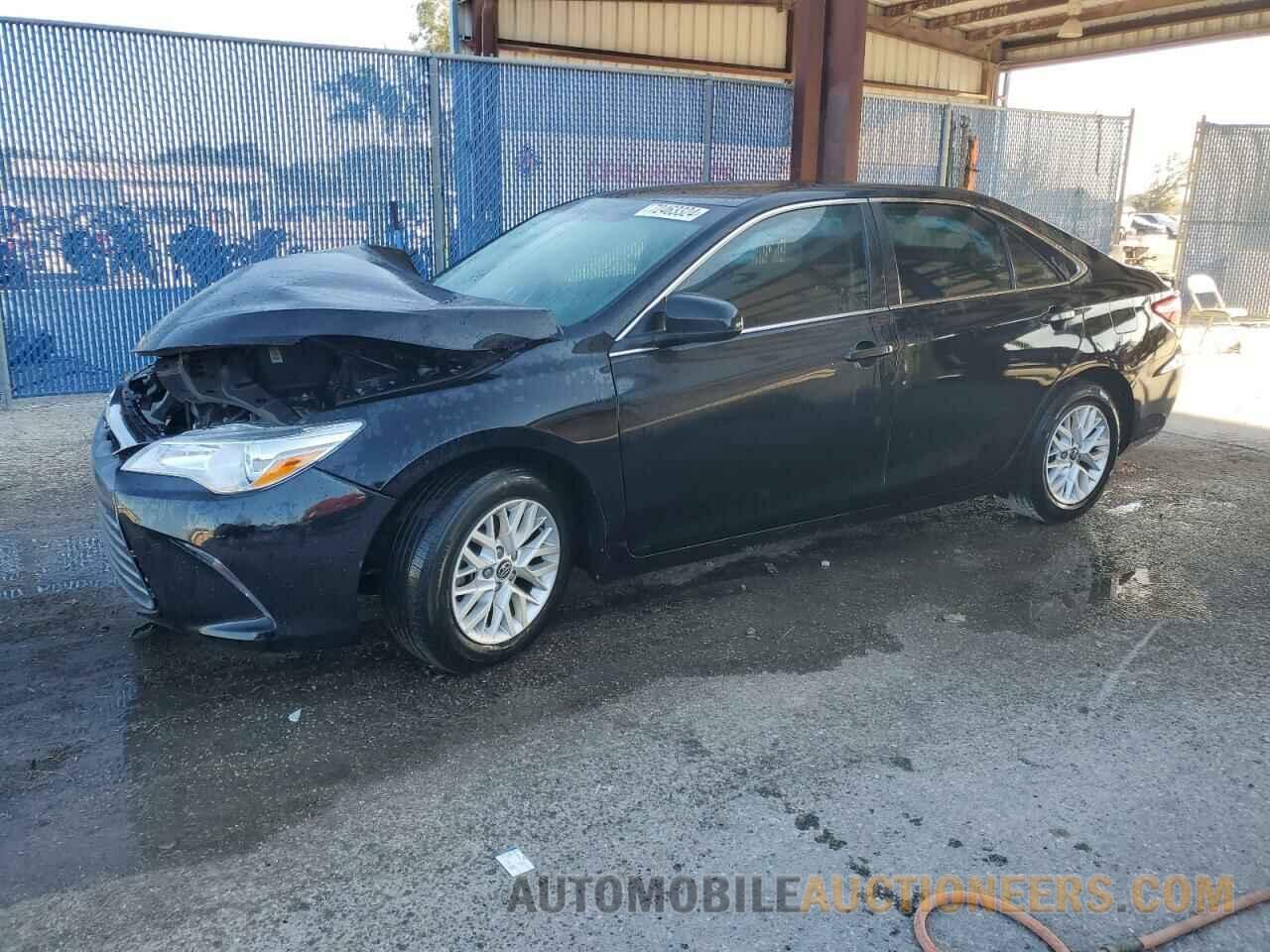 4T1BF1FKXHU320206 TOYOTA CAMRY 2017