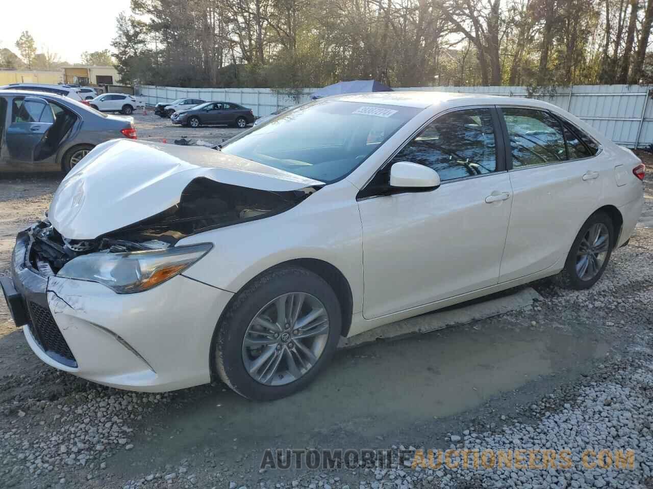 4T1BF1FKXHU321002 TOYOTA CAMRY 2017