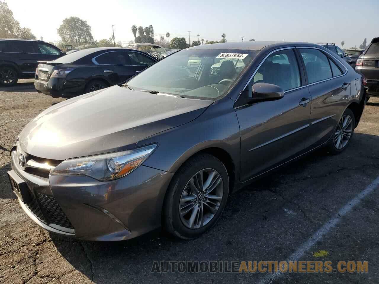 4T1BF1FKXHU321212 TOYOTA CAMRY 2017