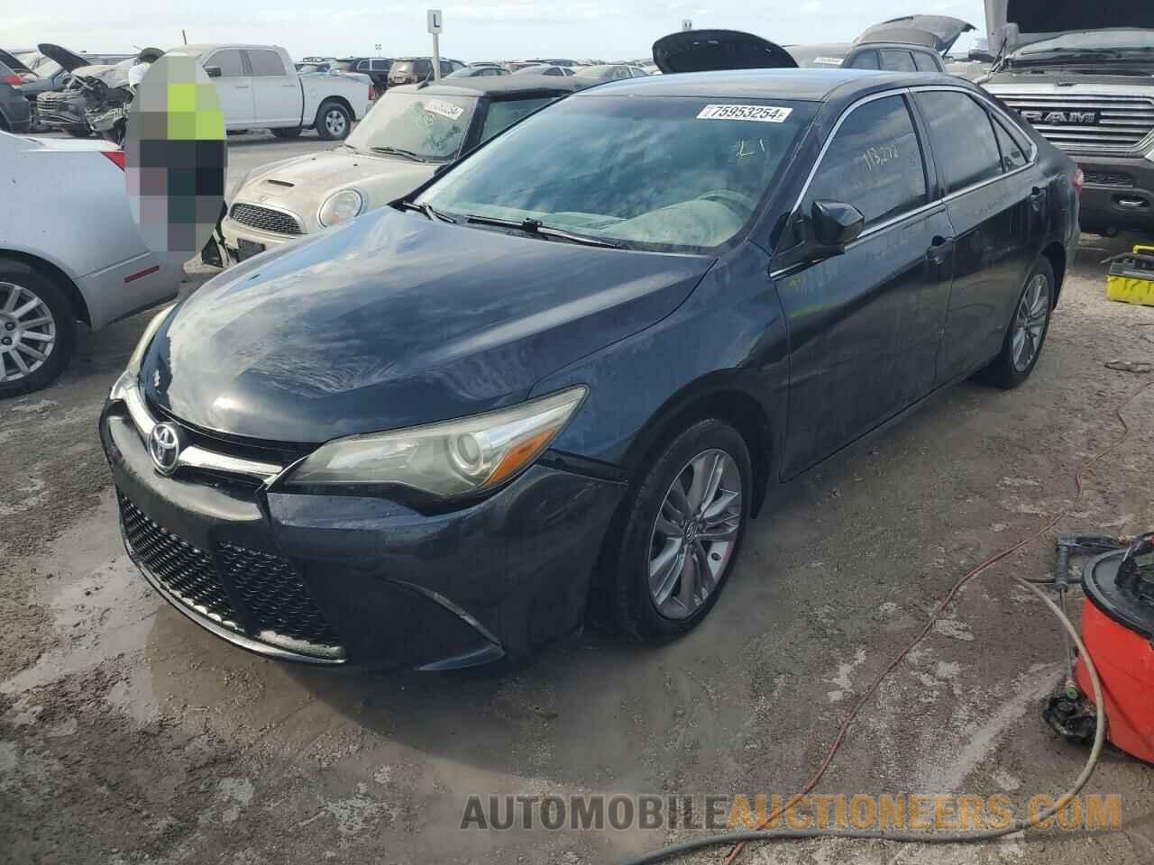 4T1BF1FKXHU333375 TOYOTA CAMRY 2017