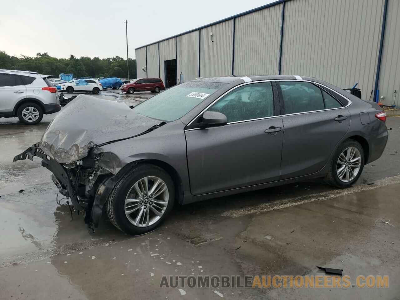 4T1BF1FKXHU334381 TOYOTA CAMRY 2017