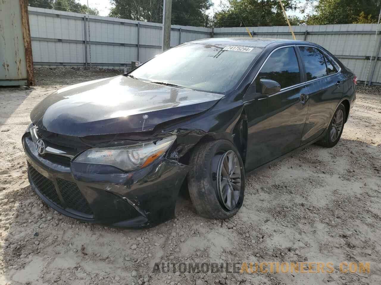 4T1BF1FKXHU334770 TOYOTA CAMRY 2017