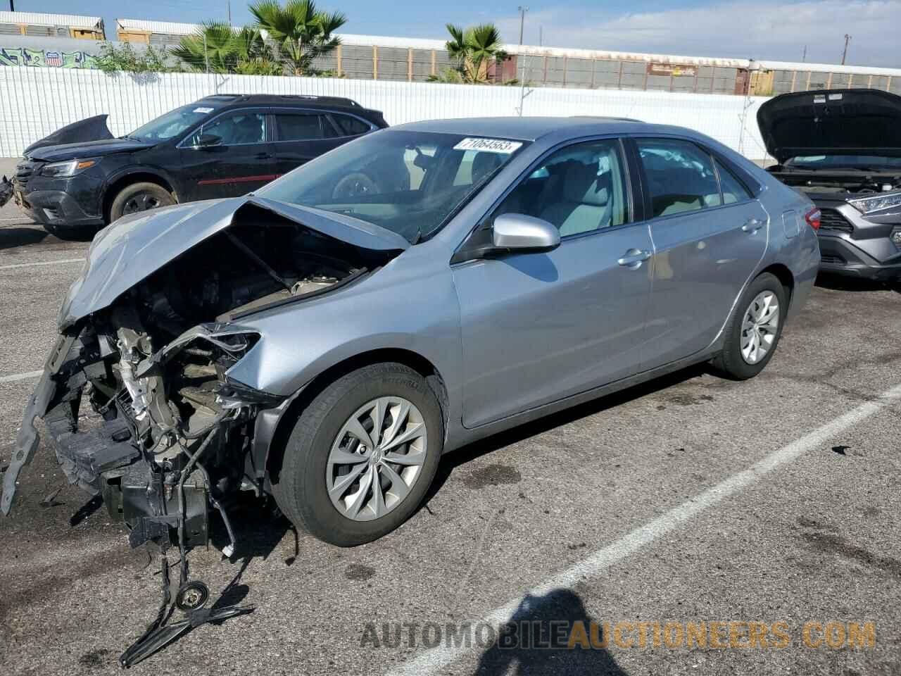 4T1BF1FKXHU338138 TOYOTA CAMRY 2017