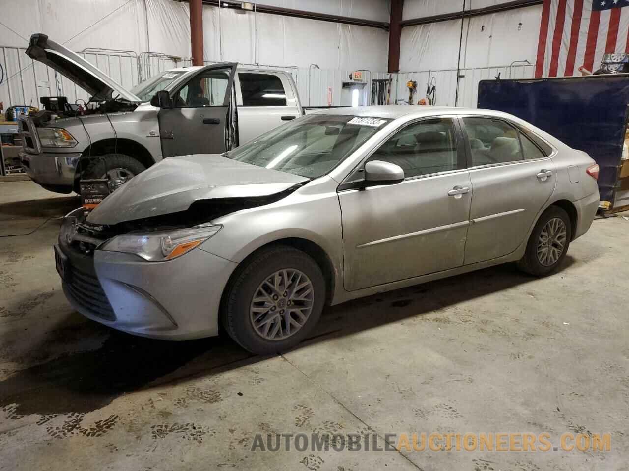 4T1BF1FKXHU349463 TOYOTA CAMRY 2017