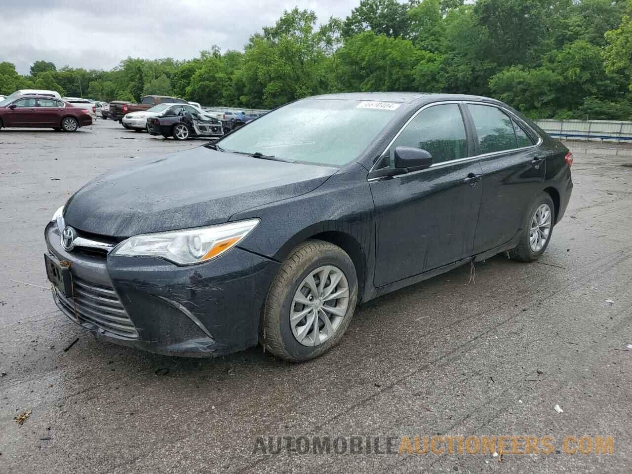 4T1BF1FKXHU378686 TOYOTA CAMRY 2017