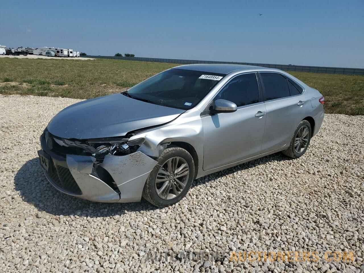 4T1BF1FKXHU380521 TOYOTA CAMRY 2017