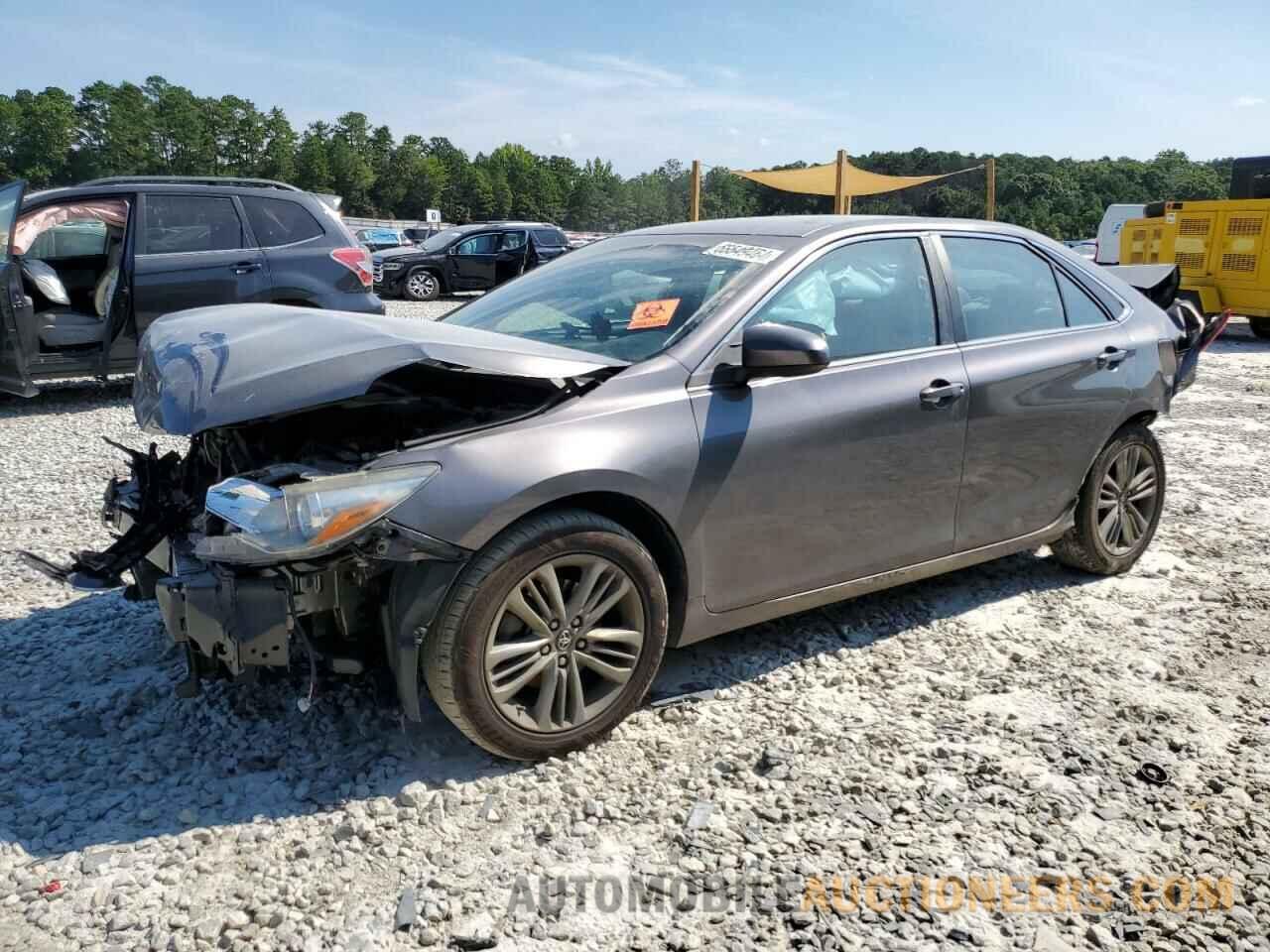 4T1BF1FKXHU381684 TOYOTA CAMRY 2017