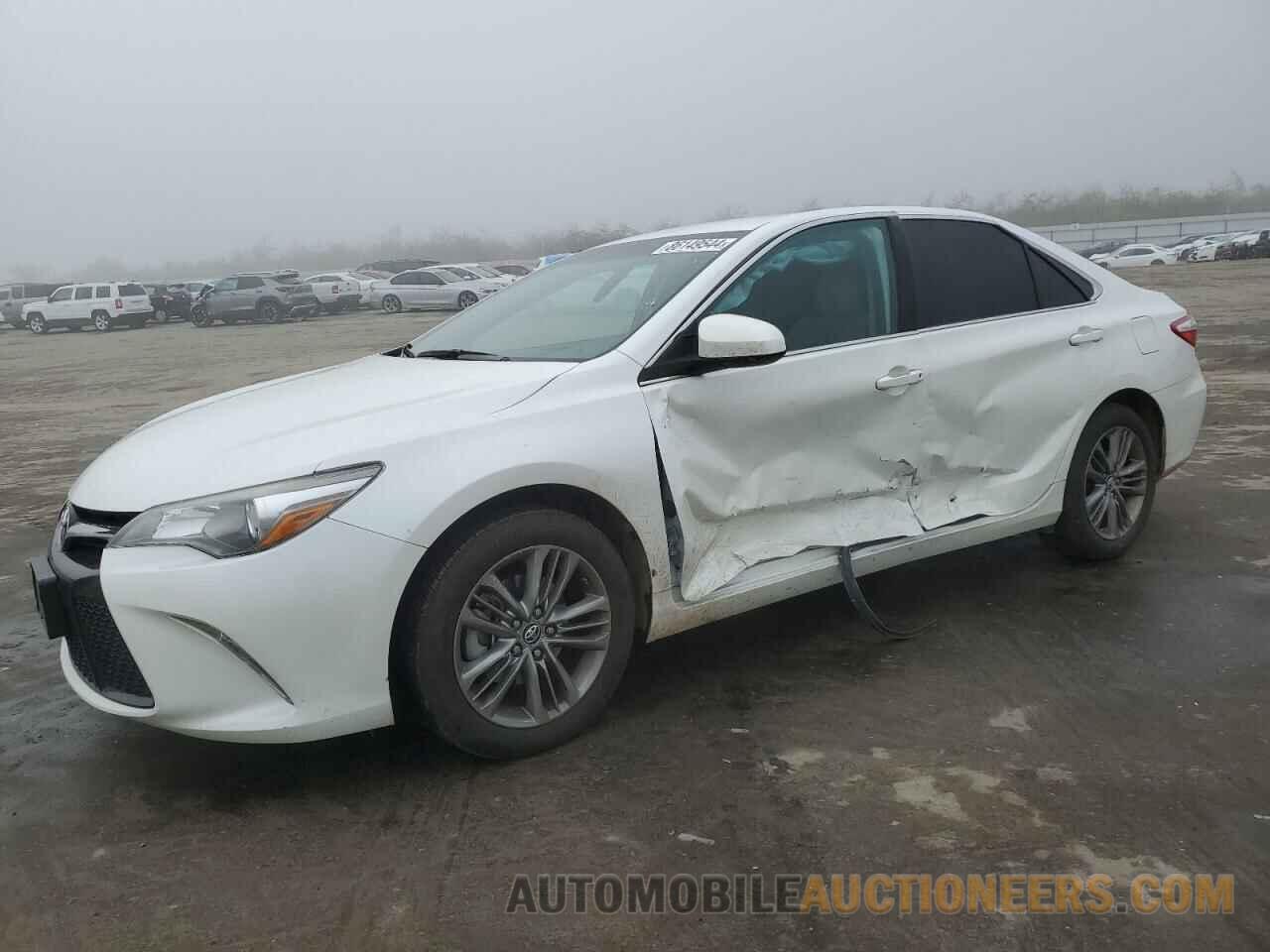 4T1BF1FKXHU392040 TOYOTA CAMRY 2017