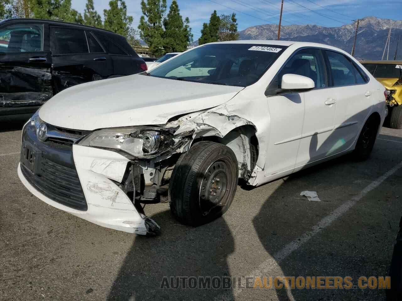 4T1BF1FKXHU393754 TOYOTA CAMRY 2017