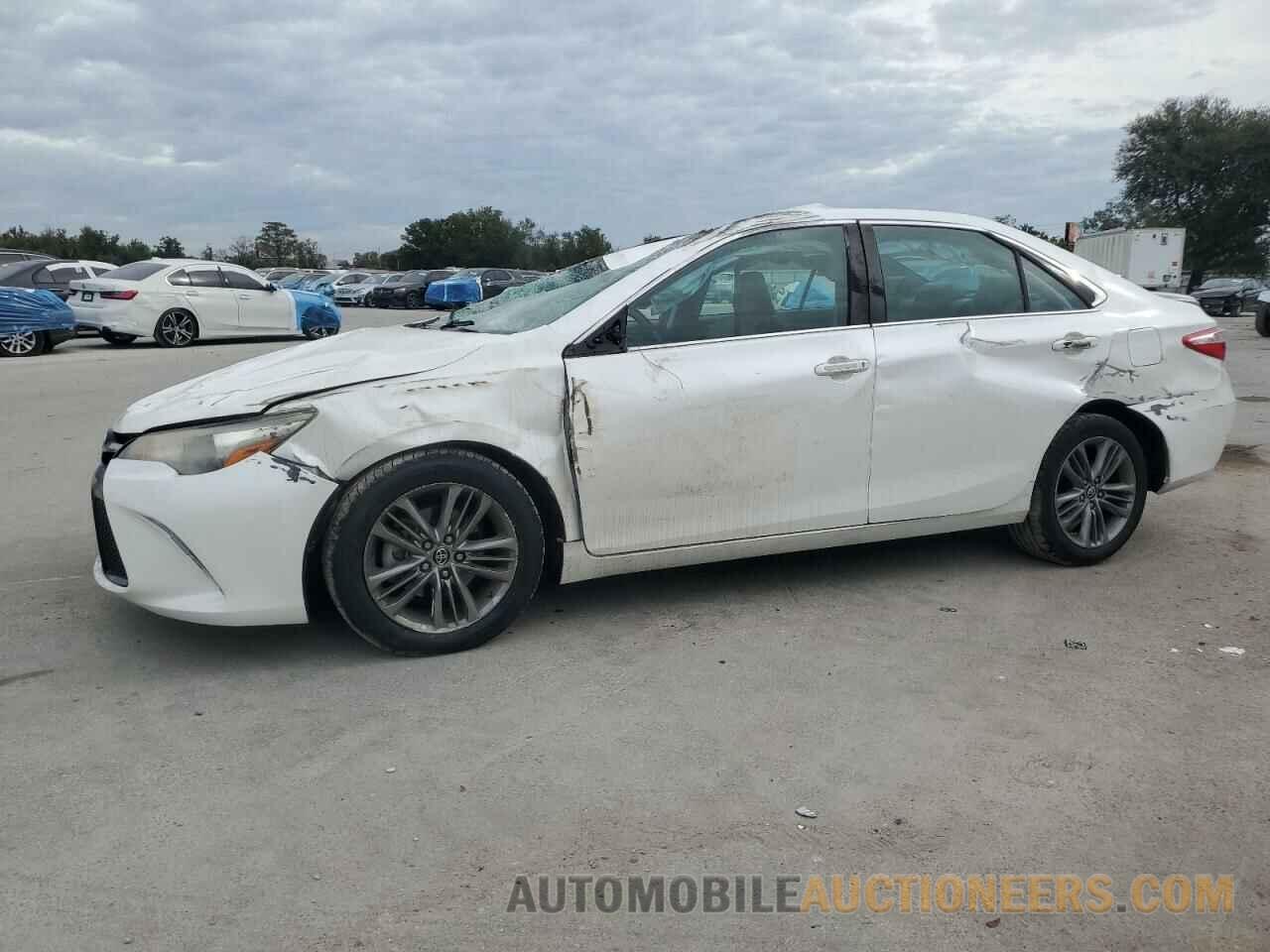 4T1BF1FKXHU412349 TOYOTA CAMRY 2017