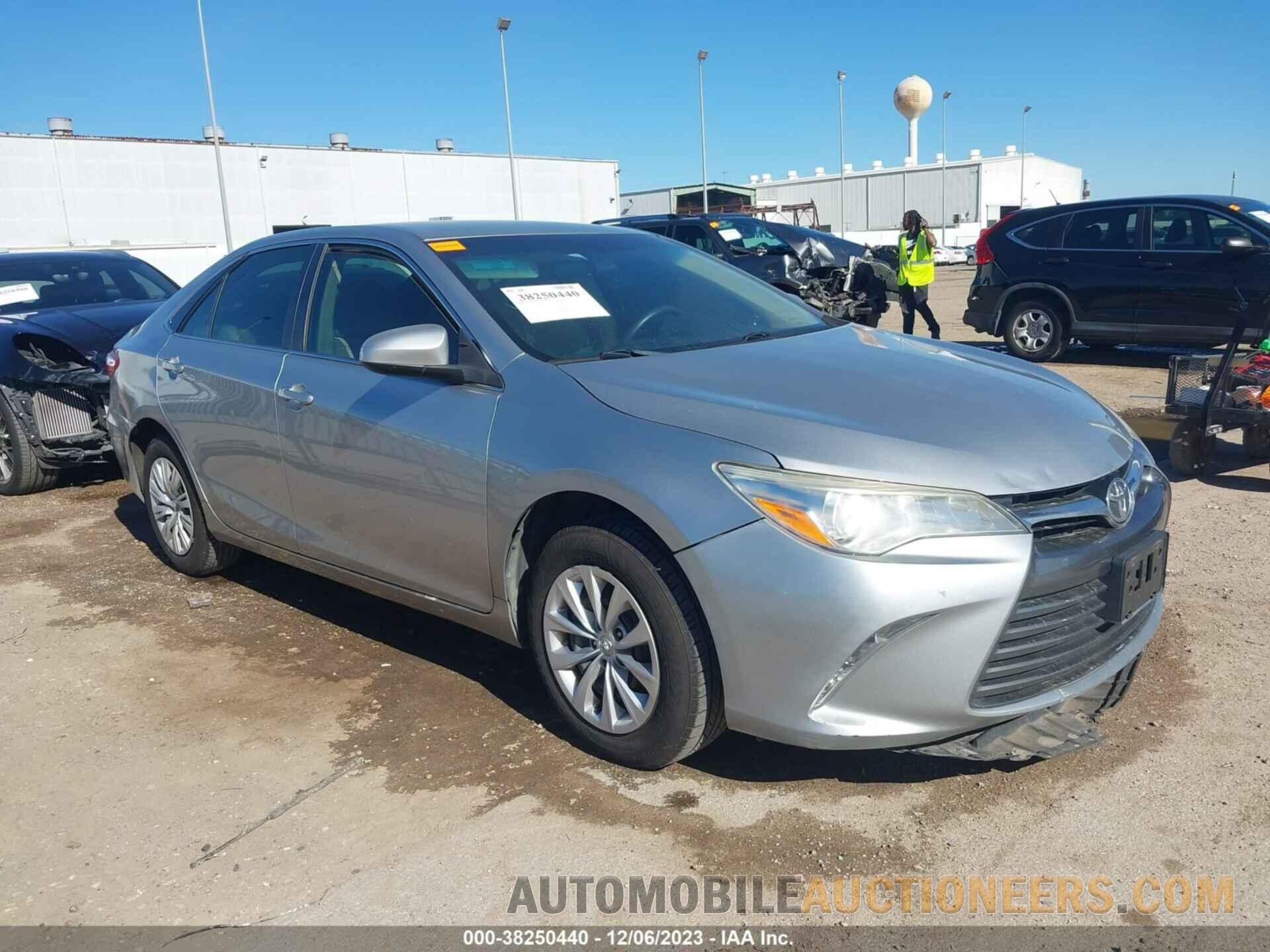 4T1BF1FKXHU417406 TOYOTA CAMRY 2017