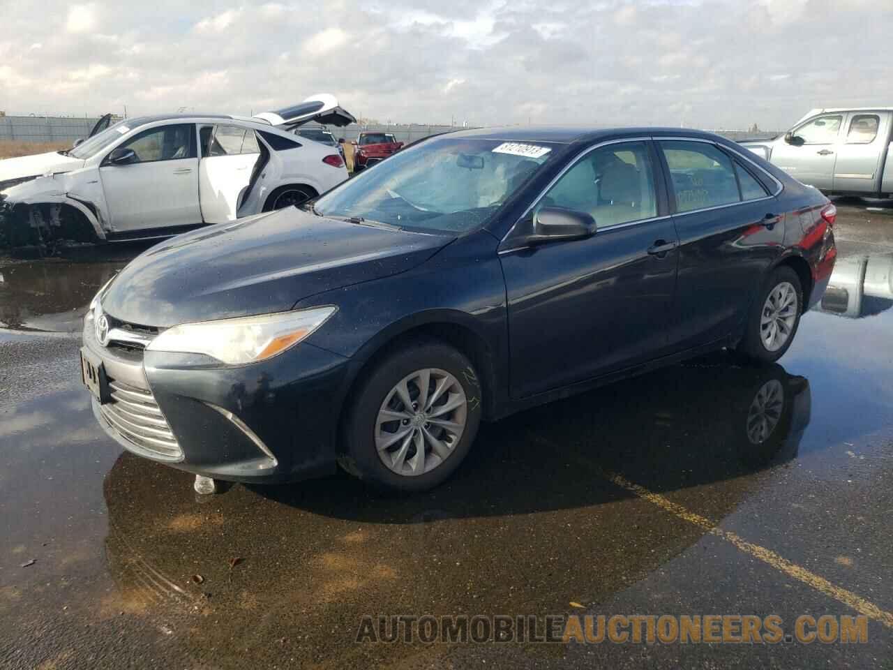 4T1BF1FKXHU417597 TOYOTA CAMRY 2017