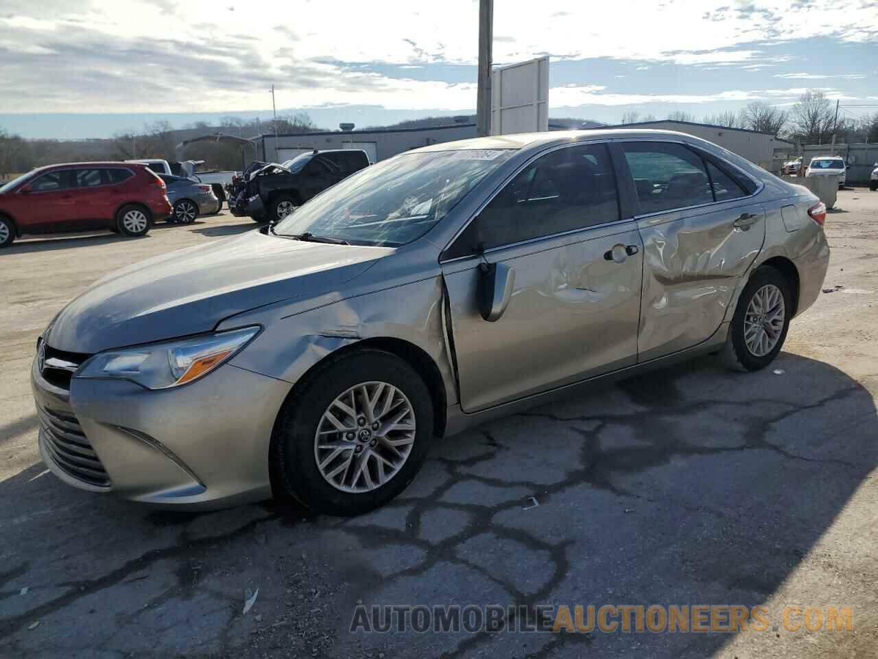 4T1BF1FKXHU421309 TOYOTA CAMRY 2017