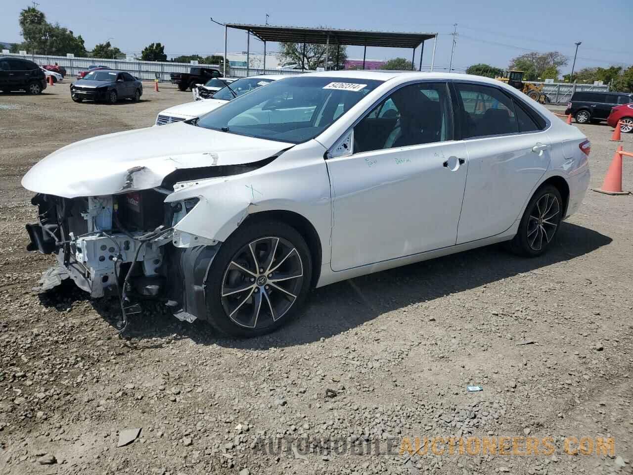 4T1BF1FKXHU621574 TOYOTA CAMRY 2017