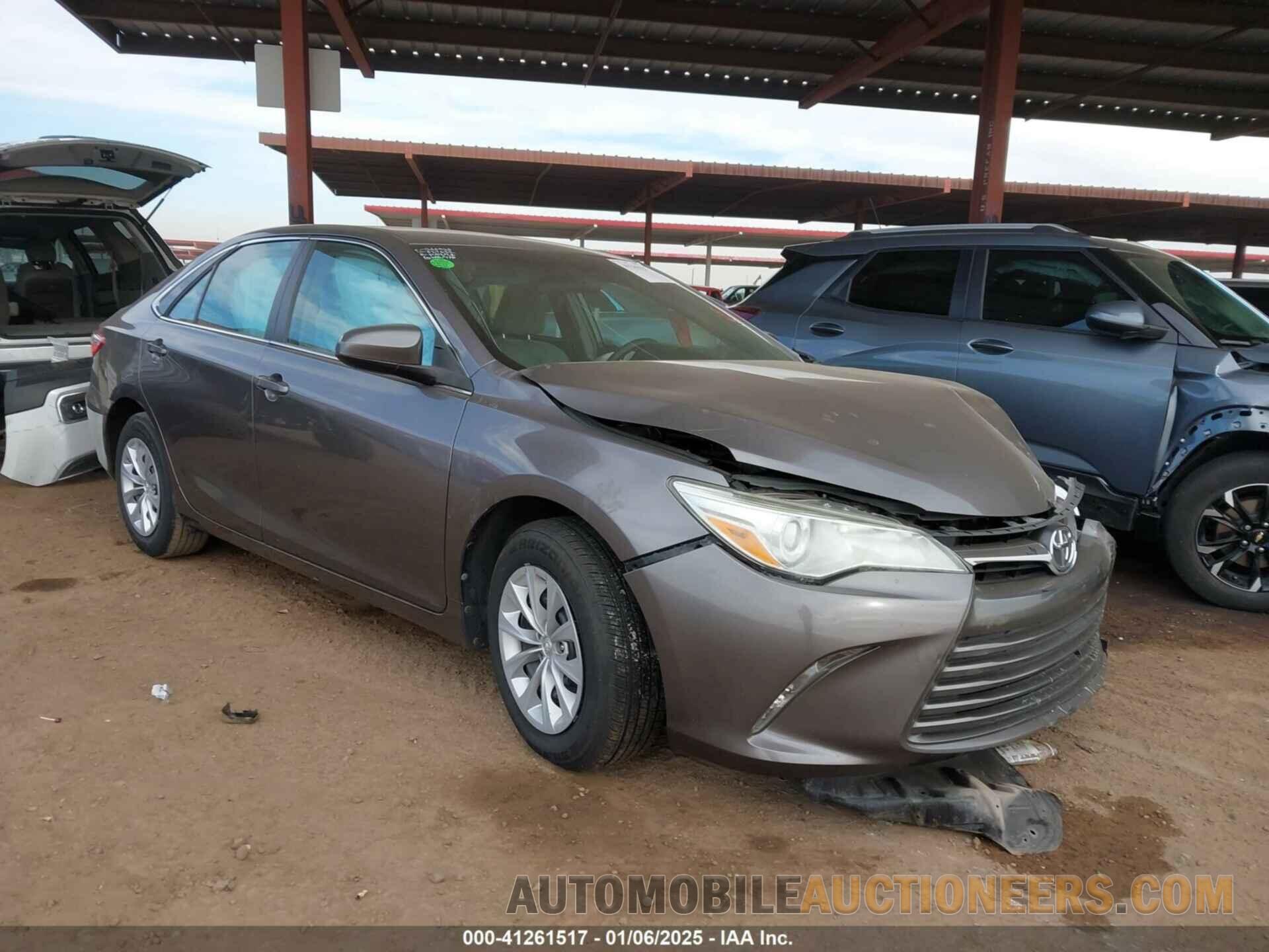 4T1BF1FKXHU627522 TOYOTA CAMRY 2017