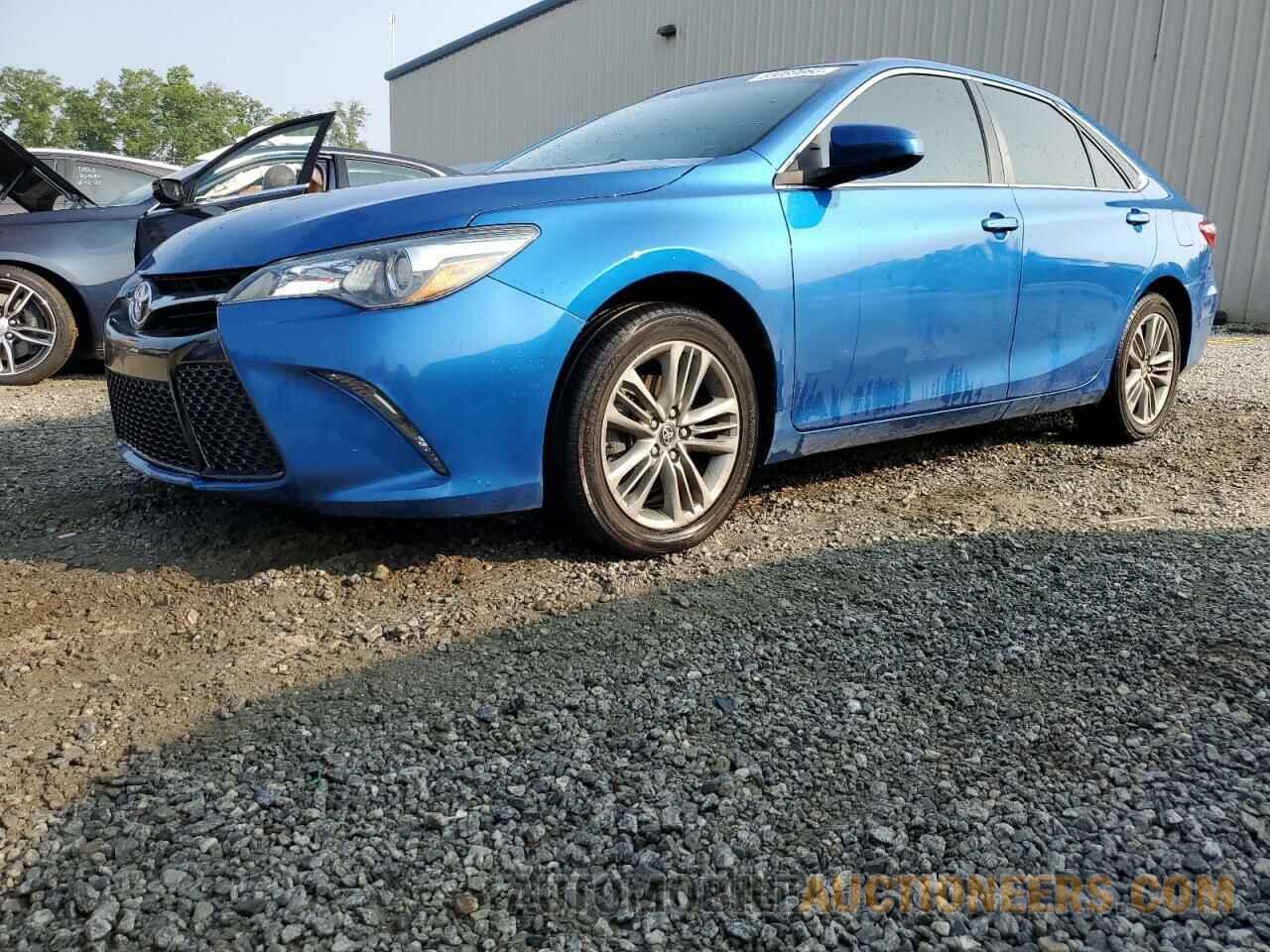 4T1BF1FKXHU633000 TOYOTA CAMRY 2017